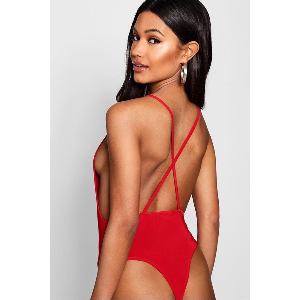 [boohoo] • [red bodysuit]